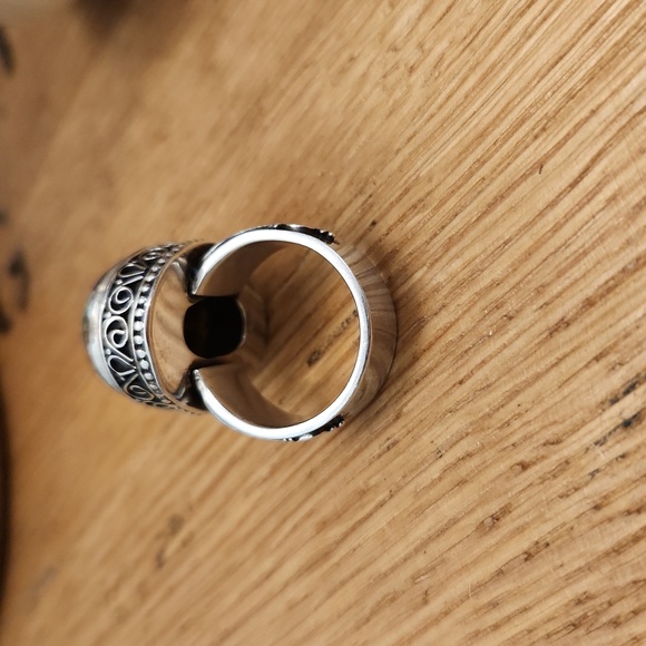 Amethyst Gemstone Ring - Picture 4 of 7